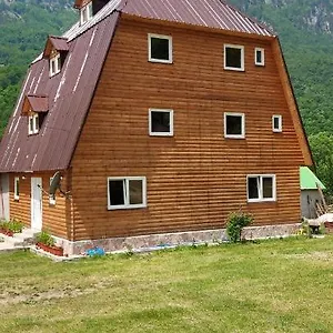  Guest house Bujtina Zemra Tradites Albania