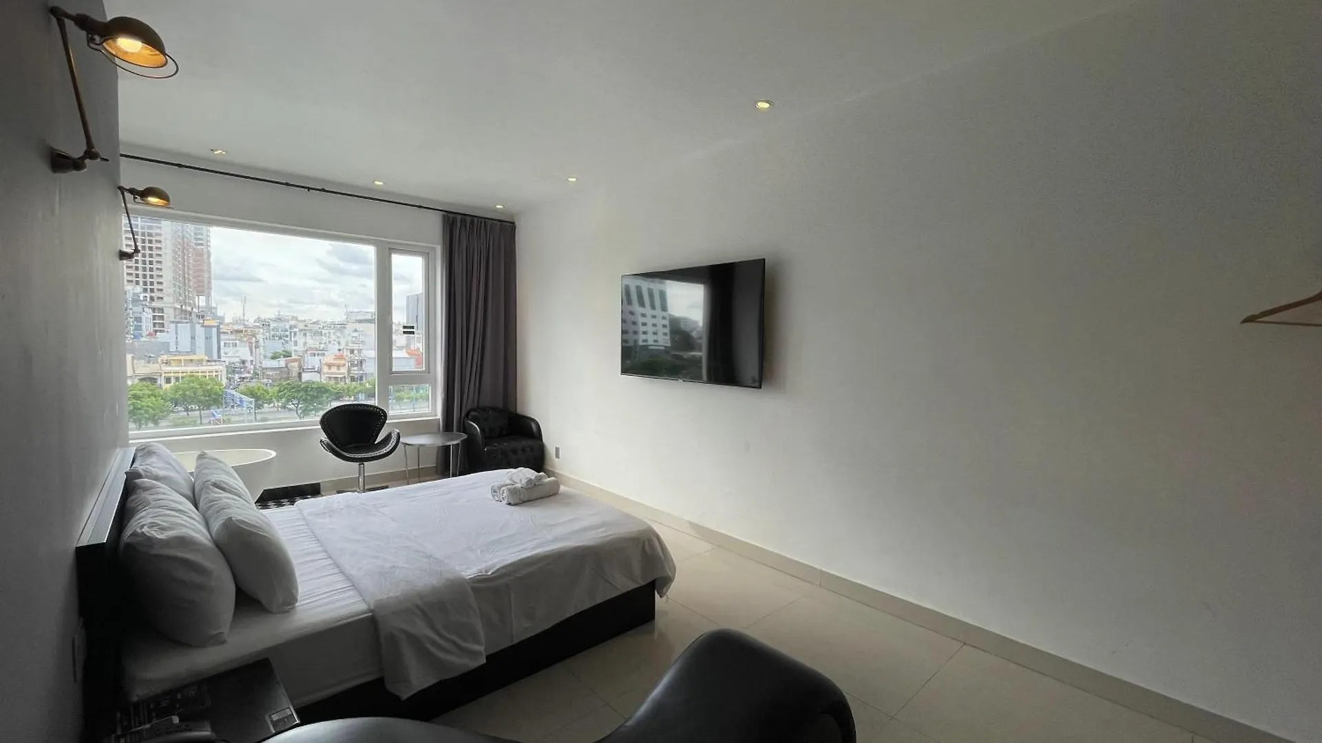 A In Hotel Riverside Ho Chi Minh City